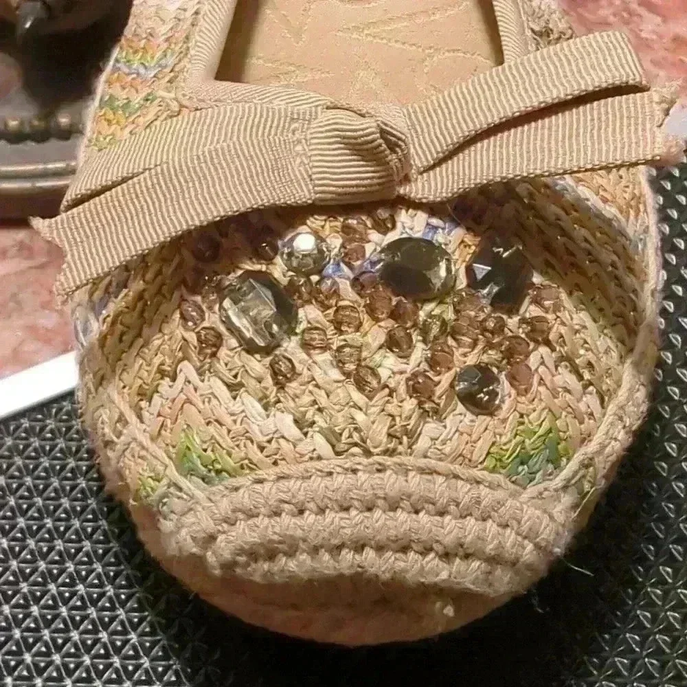 Vera Wang Jeweled Espadrilles Size 8M